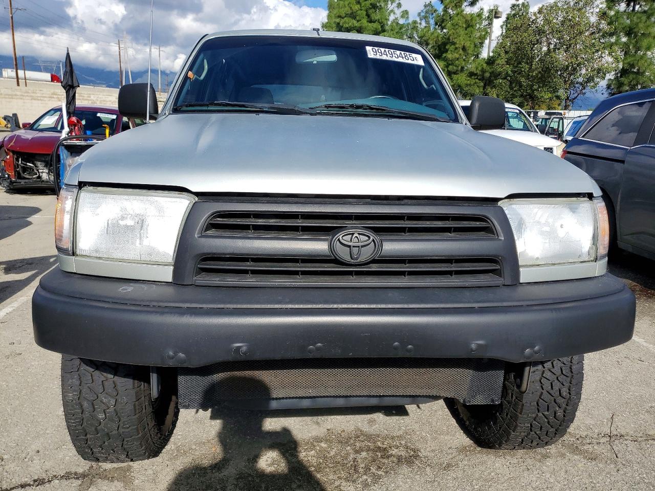 1999 TOYOTA 4RUNNER SR5 photo 5