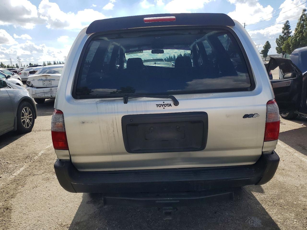 1999 TOYOTA 4RUNNER SR5 photo 6