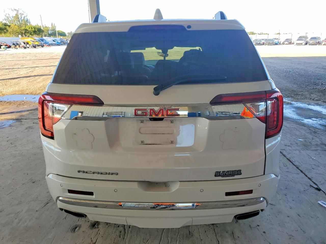2023 GMC ACADIA DENALI photo 6