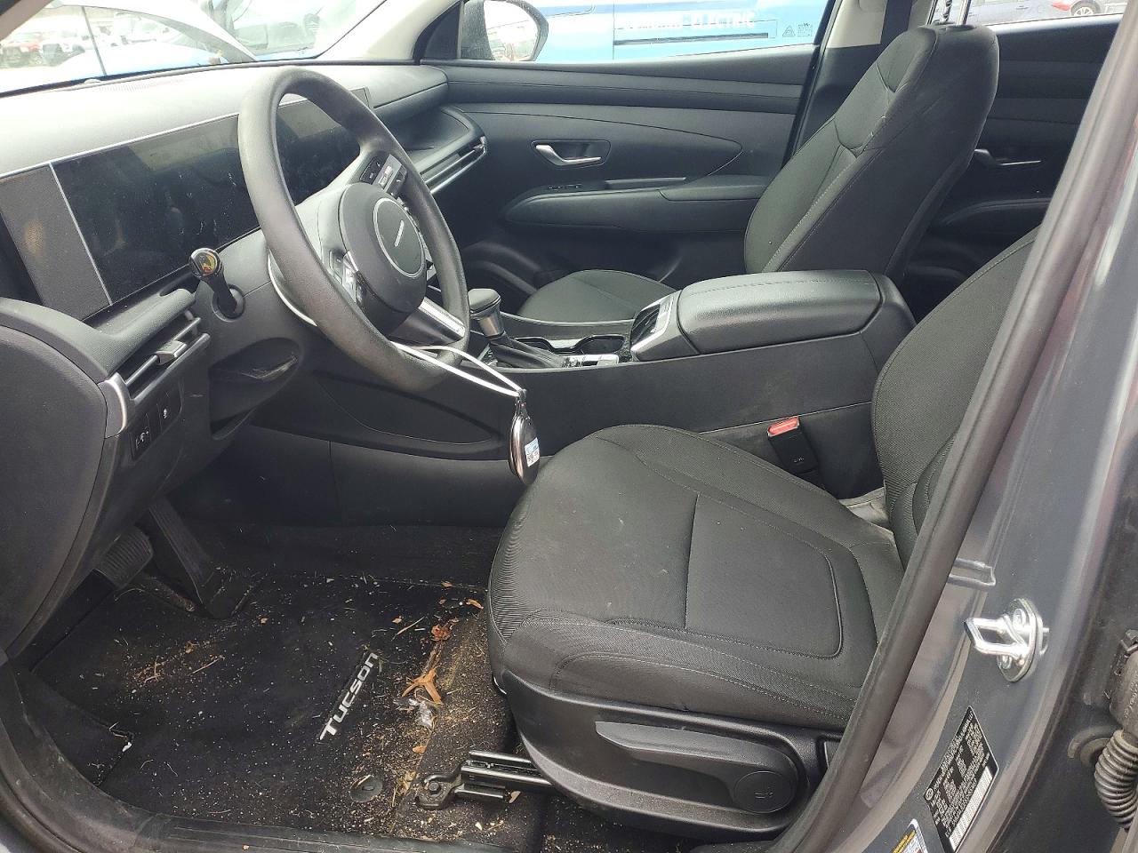 2025 HYUNDAI TUCSON SE photo 13