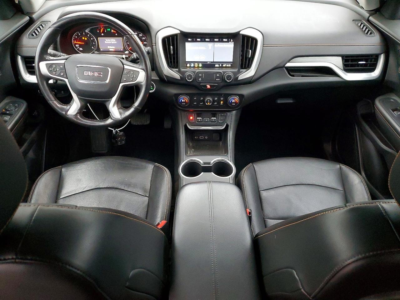 2020 GMC TERRAIN SLT photo 8