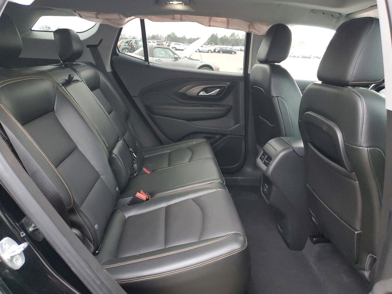 2020 GMC TERRAIN SLT photo 11