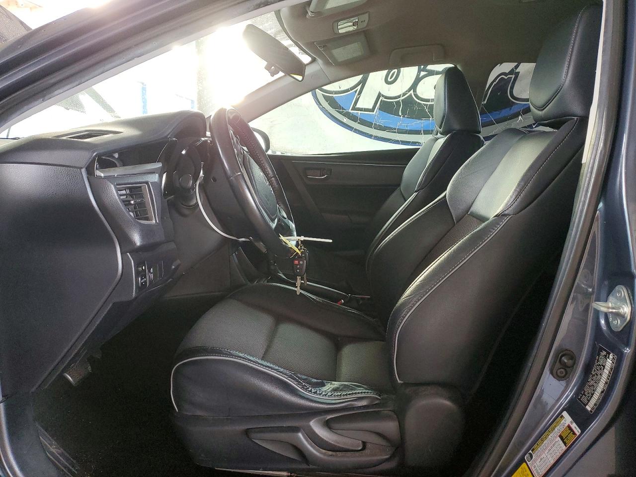 2015 TOYOTA COROLLA L photo 7