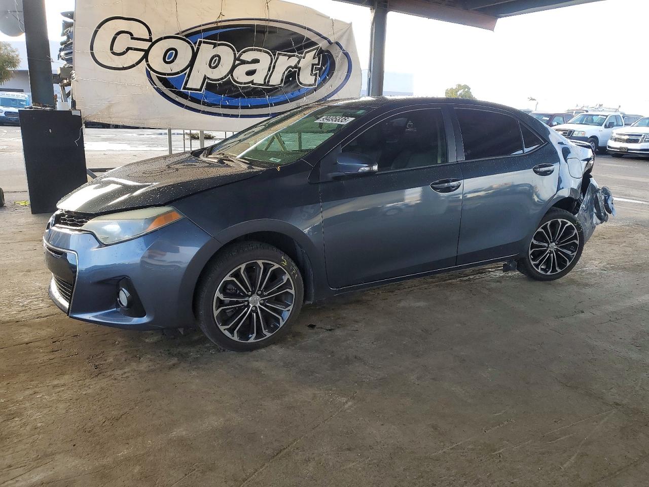 2015 TOYOTA COROLLA