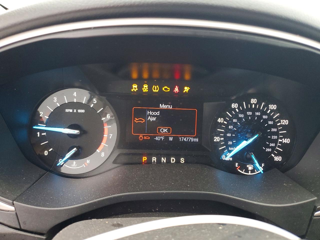 2013 FORD FUSION SE photo 9