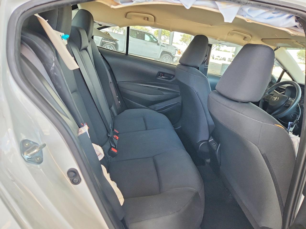 2023 TOYOTA COROLLA LE photo 10