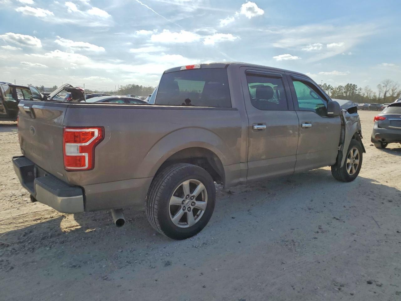 2018 FORD F150 SUPERCREW photo 3