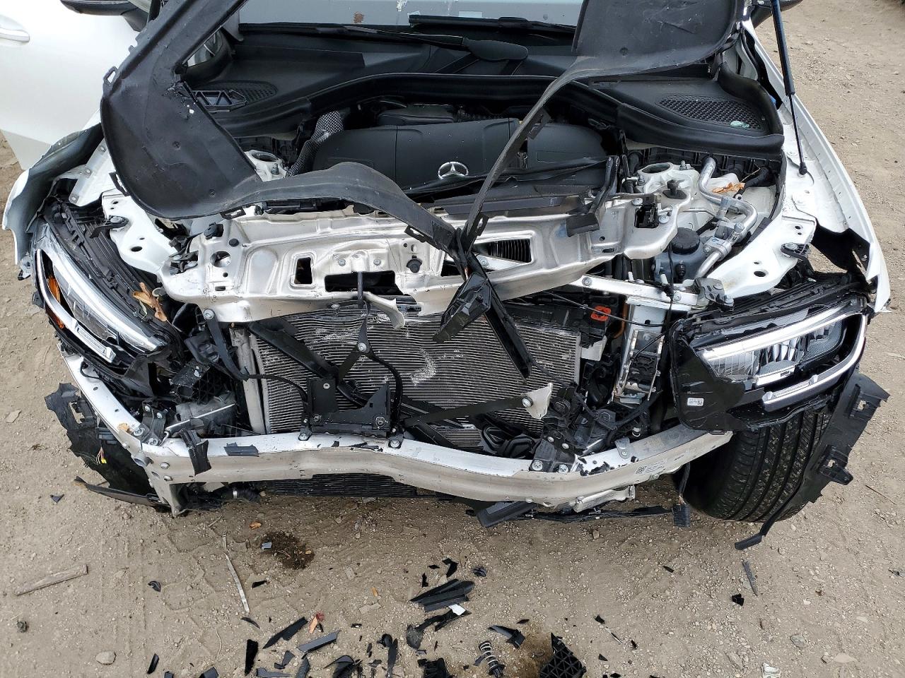 2025 MERCEDES-BENZ GLC 300 4MATIC photo 12