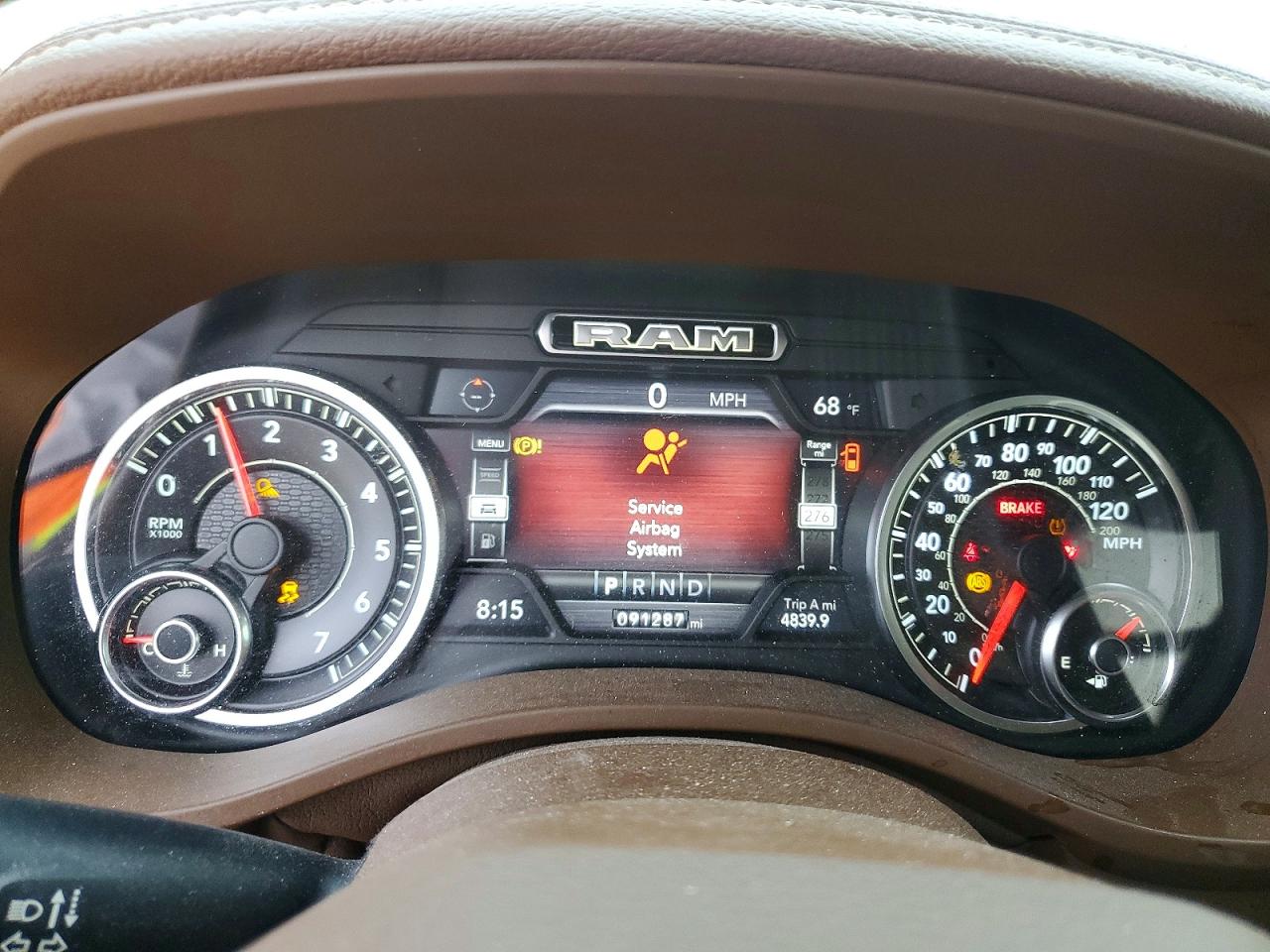 2019 RAM 1500 LARAMIE photo 9