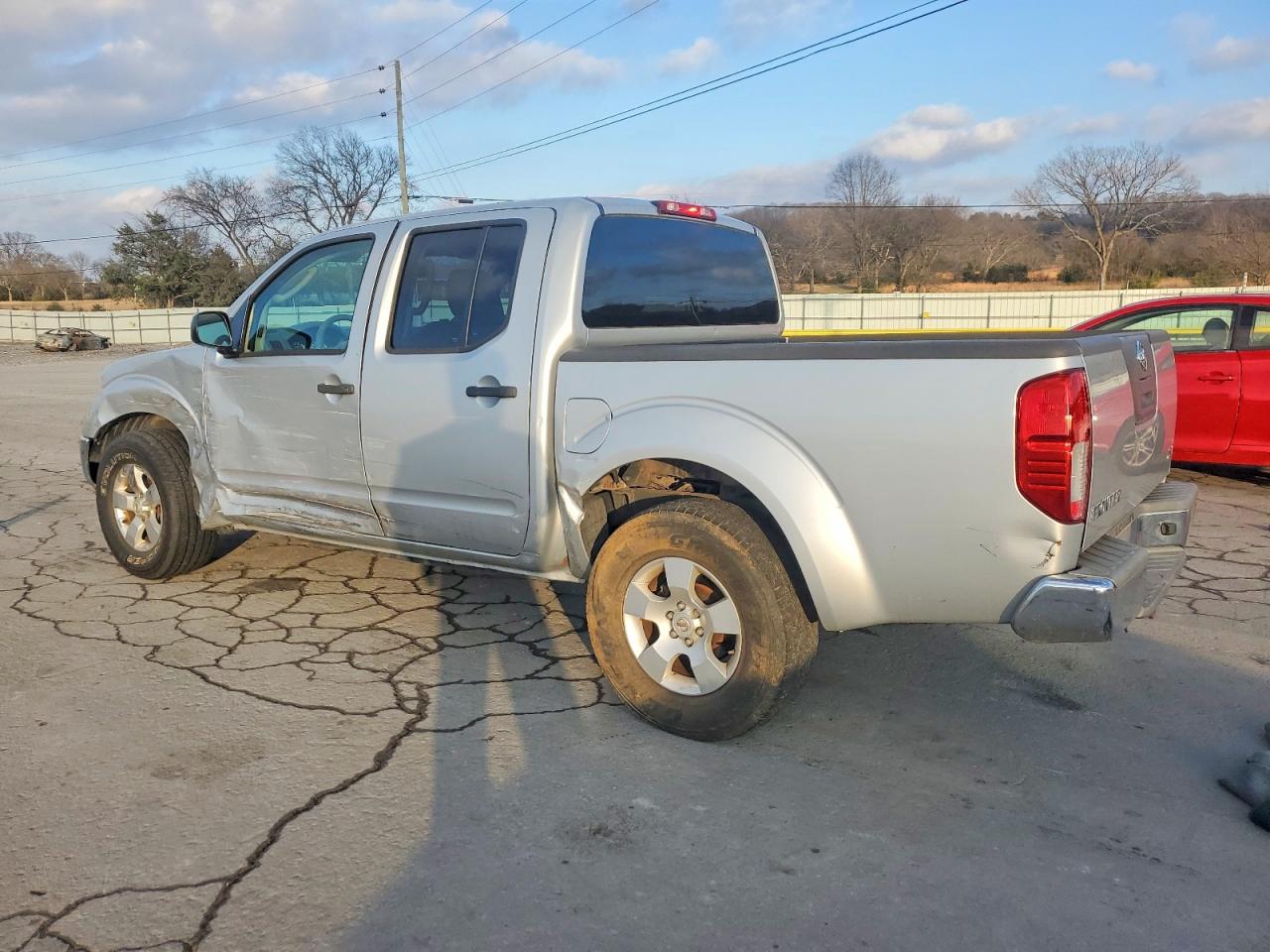 2011 NISSAN FRONTIER S photo 2