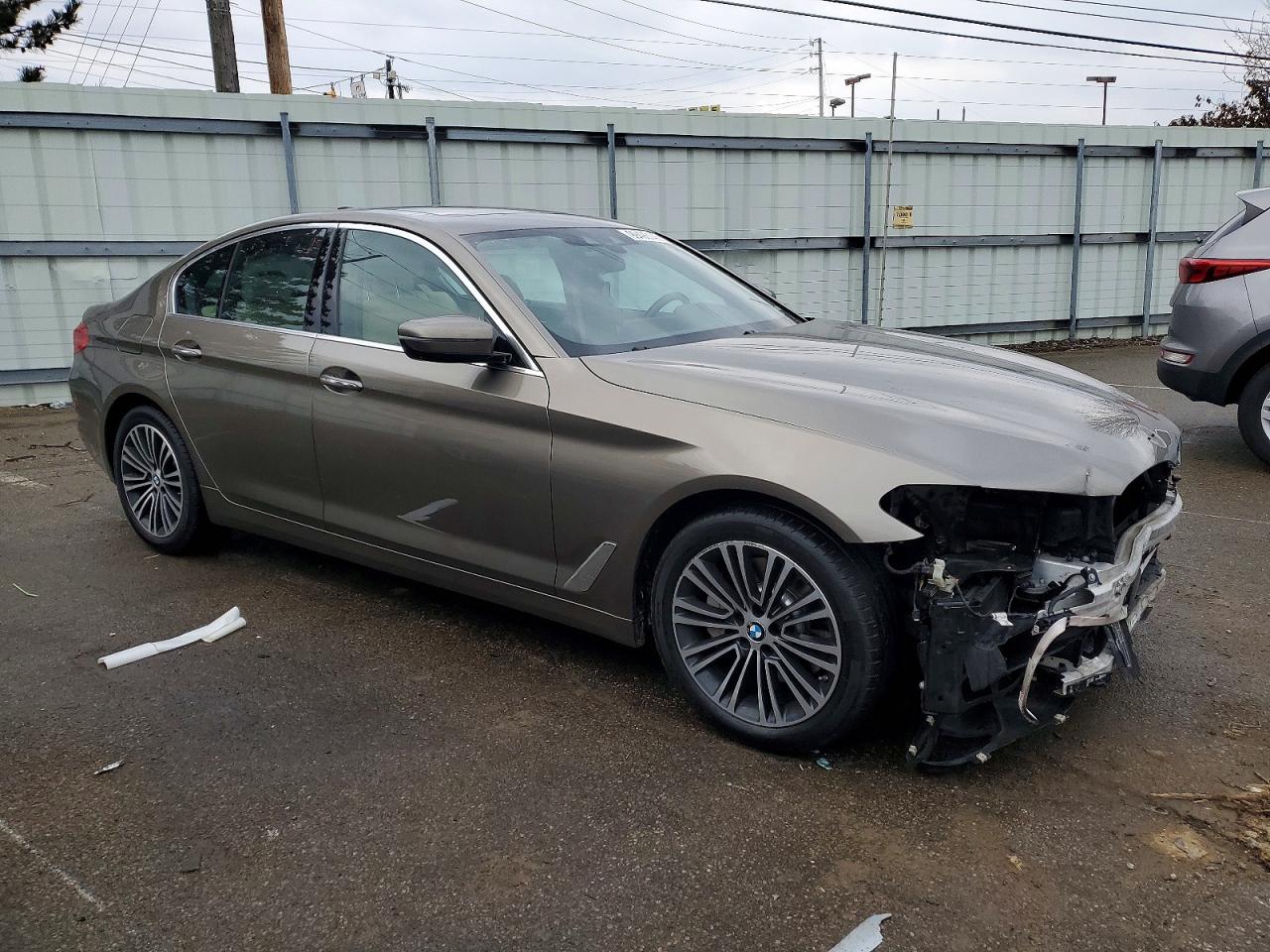 2018 BMW 530 XI photo 4