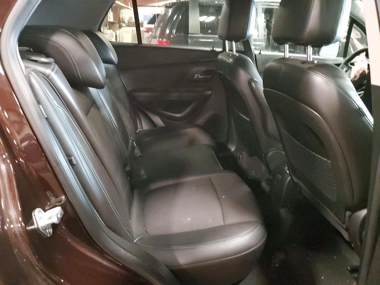 2015 CHEVROLET TRAX 1LT photo 21