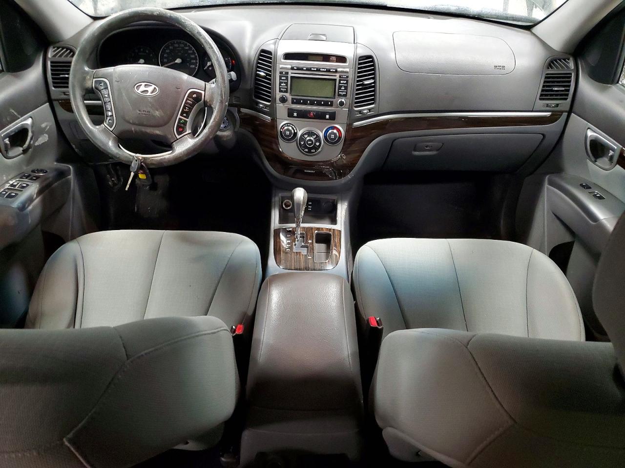 2010 HYUNDAI SANTA FE GLS photo 8