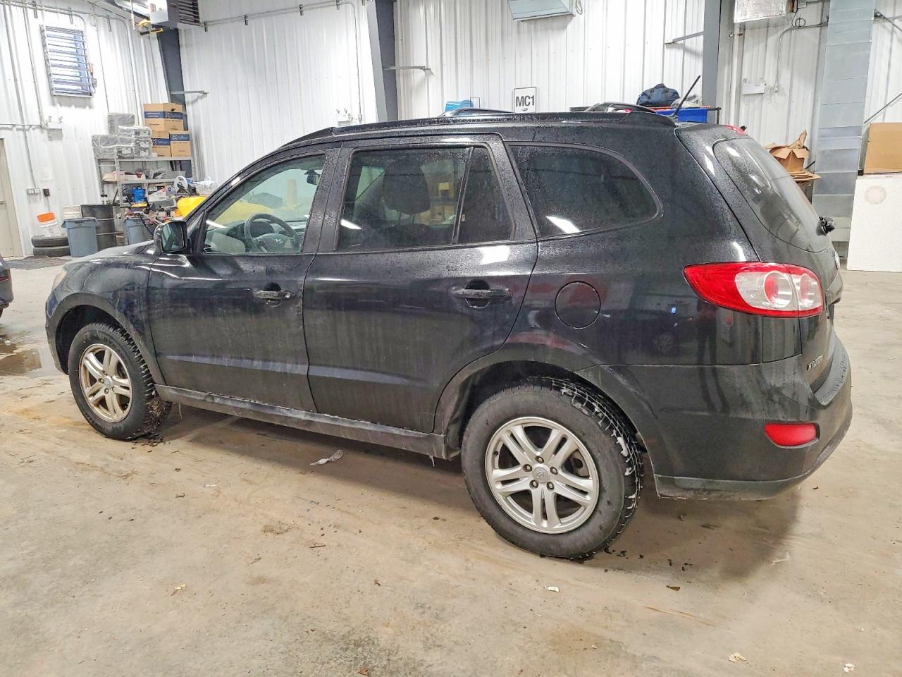 2010 HYUNDAI SANTA FE GLS photo 2