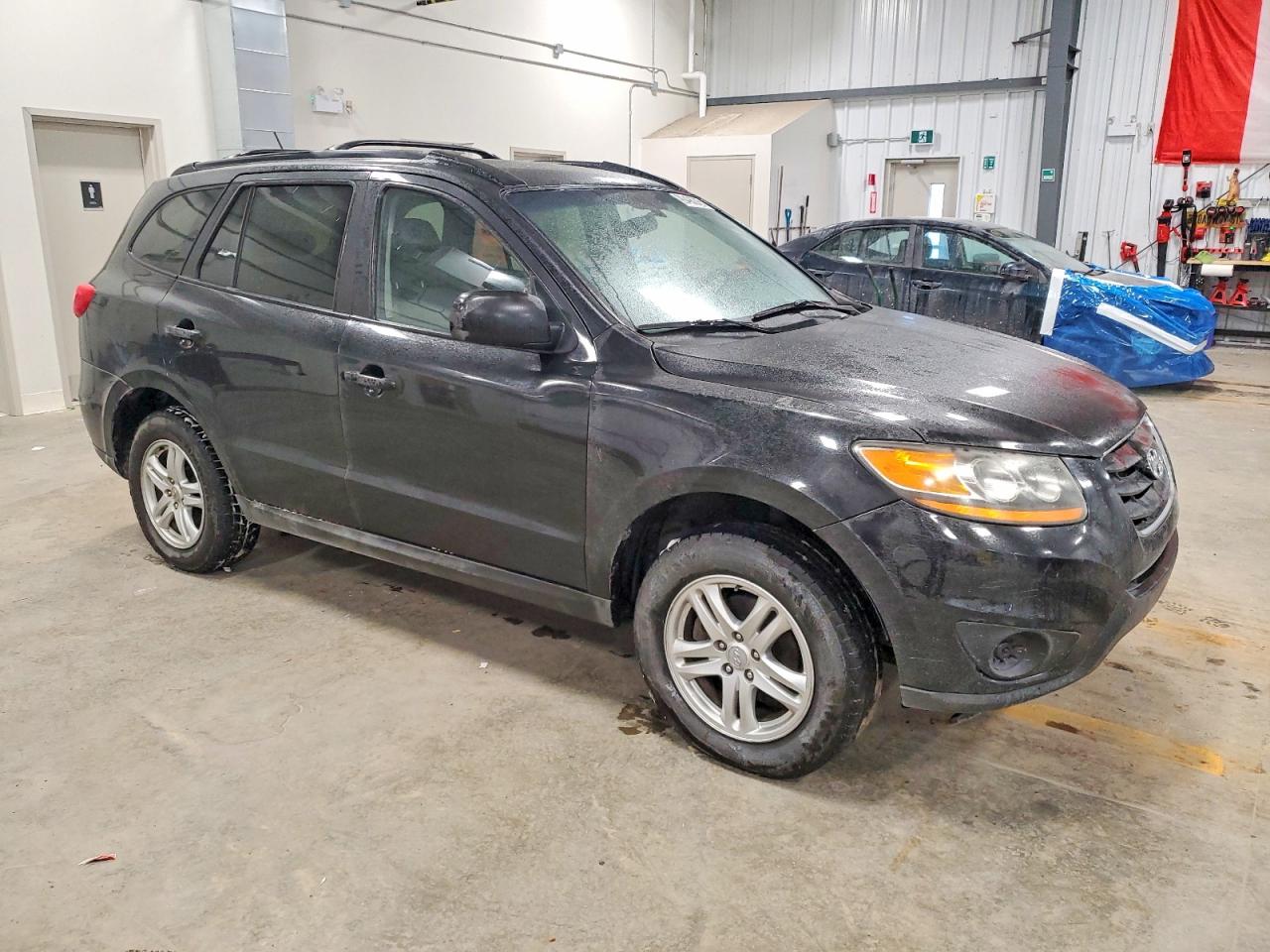 2010 HYUNDAI SANTA FE GLS photo 4
