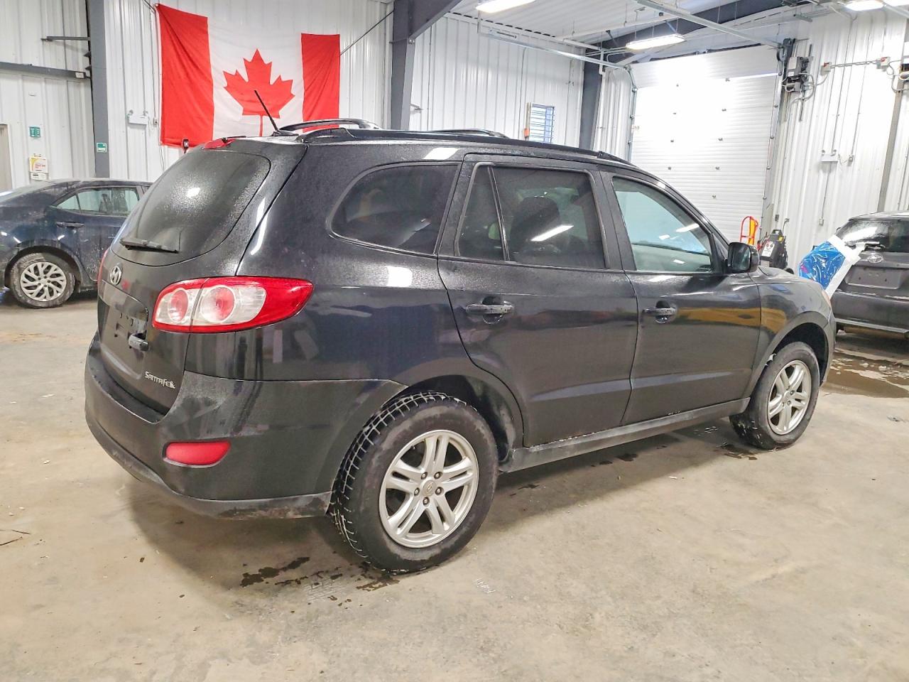 2010 HYUNDAI SANTA FE GLS photo 3