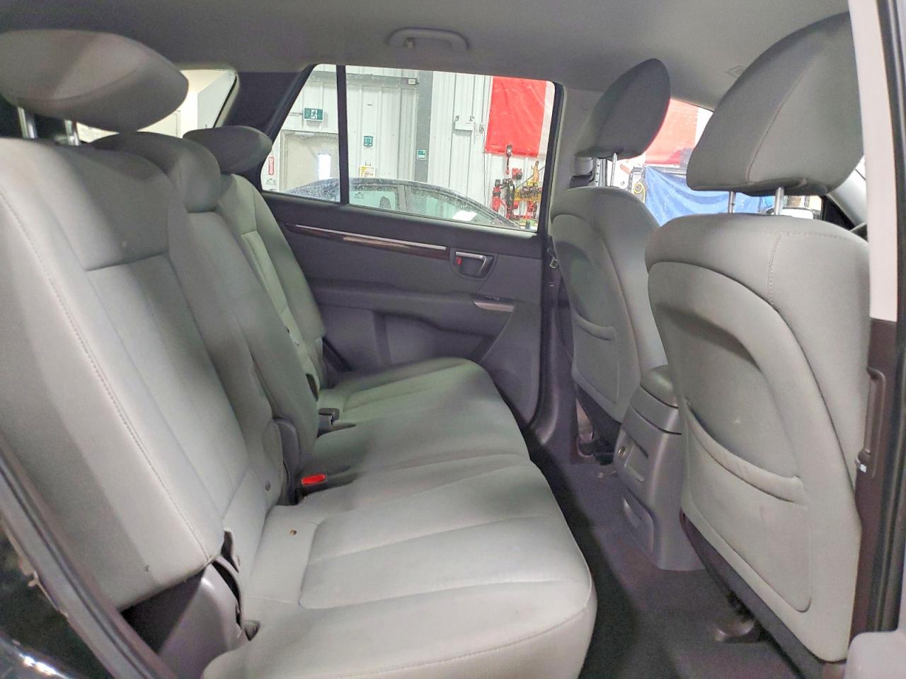 2010 HYUNDAI SANTA FE GLS photo 11