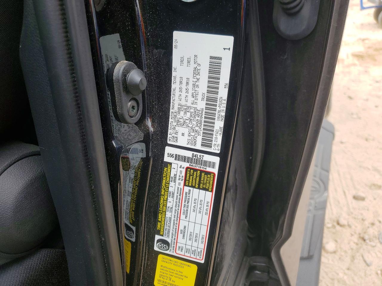 2024 TOYOTA TUNDRA CREWMAX SR photo 12