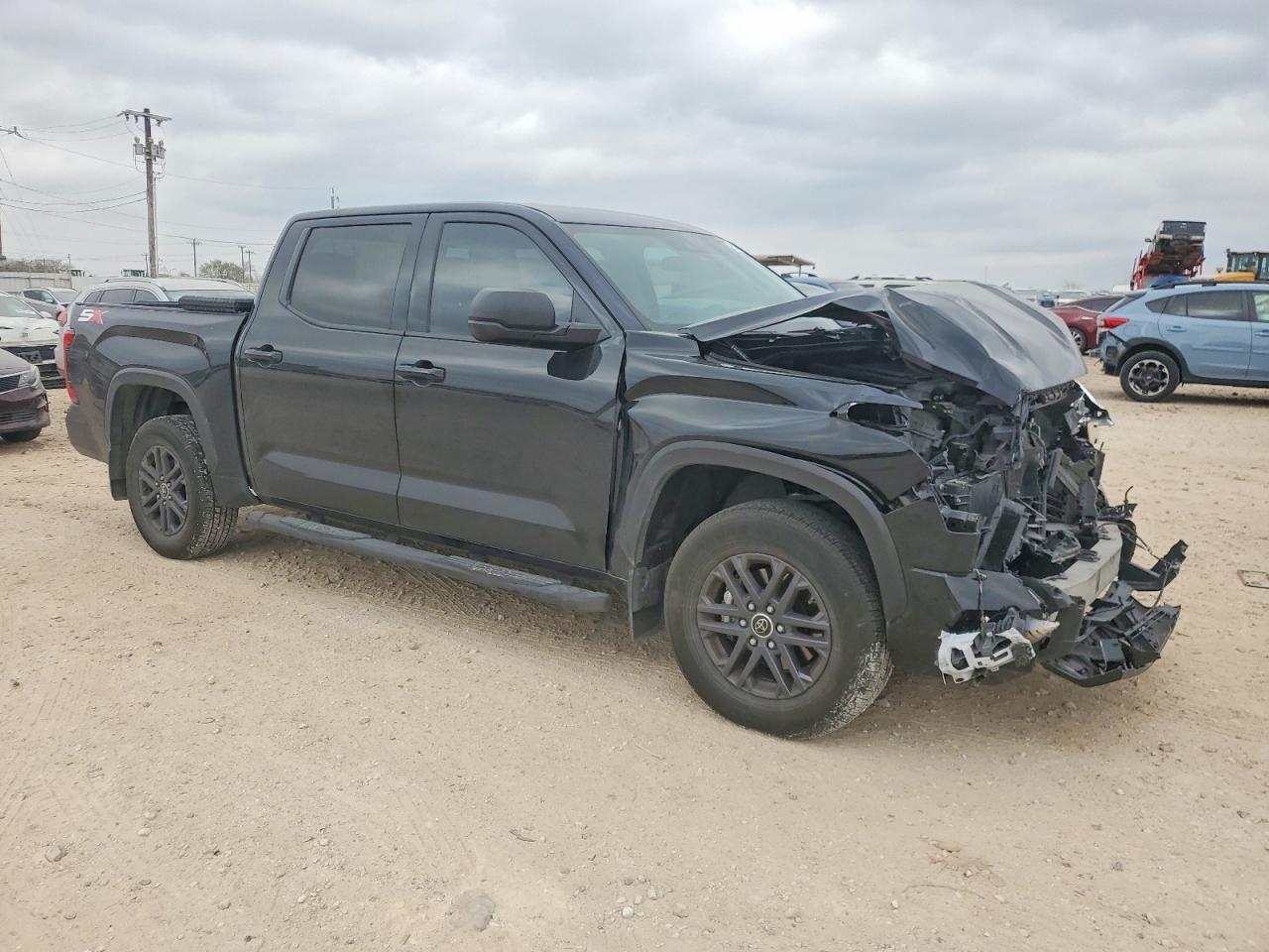 2024 TOYOTA TUNDRA CREWMAX SR photo 4