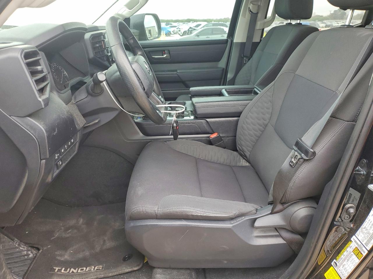 2024 TOYOTA TUNDRA CREWMAX SR photo 7