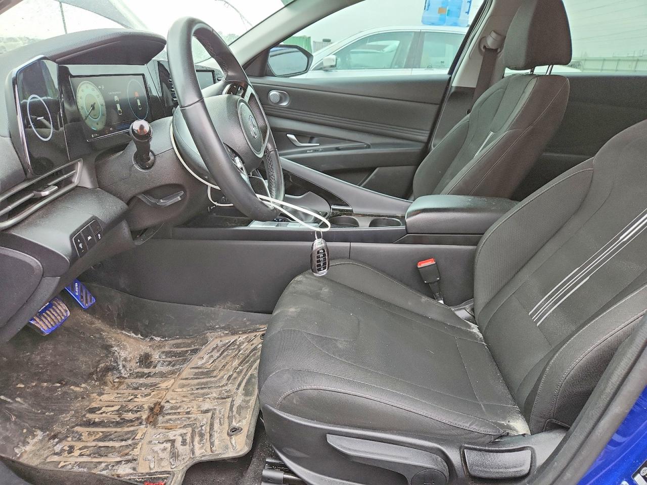 2022 HYUNDAI ELANTRA SEL photo 7