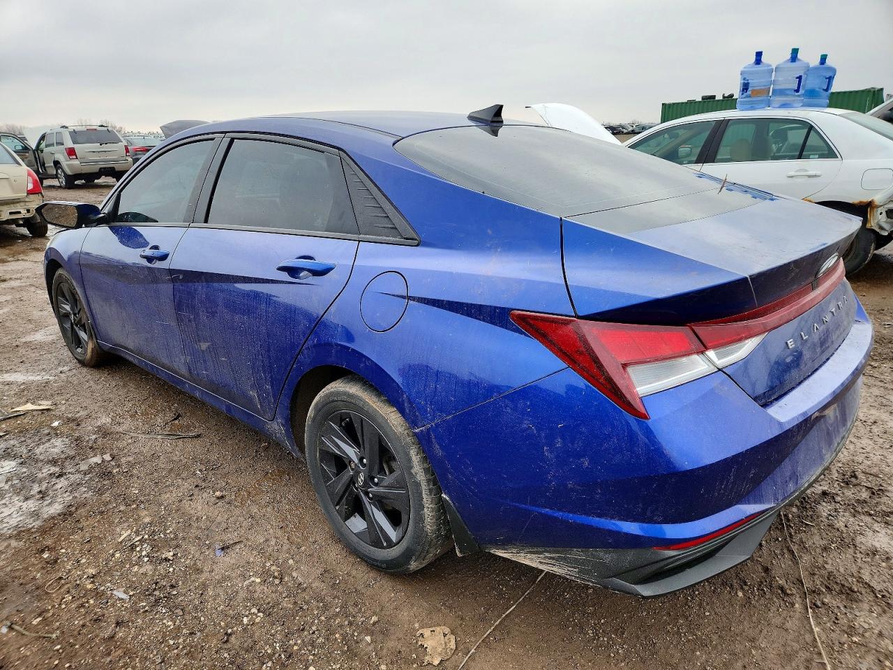 2022 HYUNDAI ELANTRA SEL photo 2