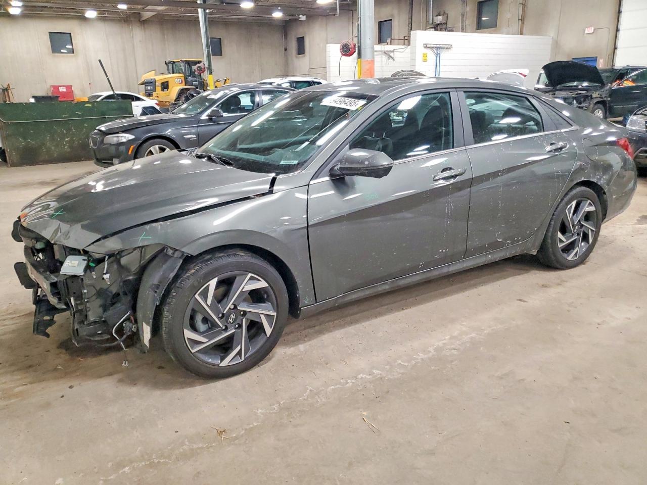 2024 HYUNDAI ELANTRA