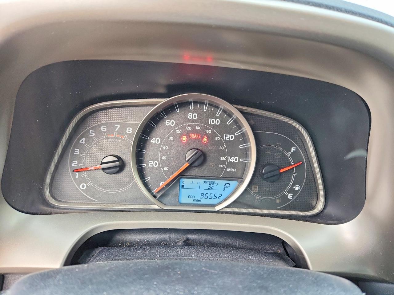 2015 TOYOTA RAV4 LE photo 9