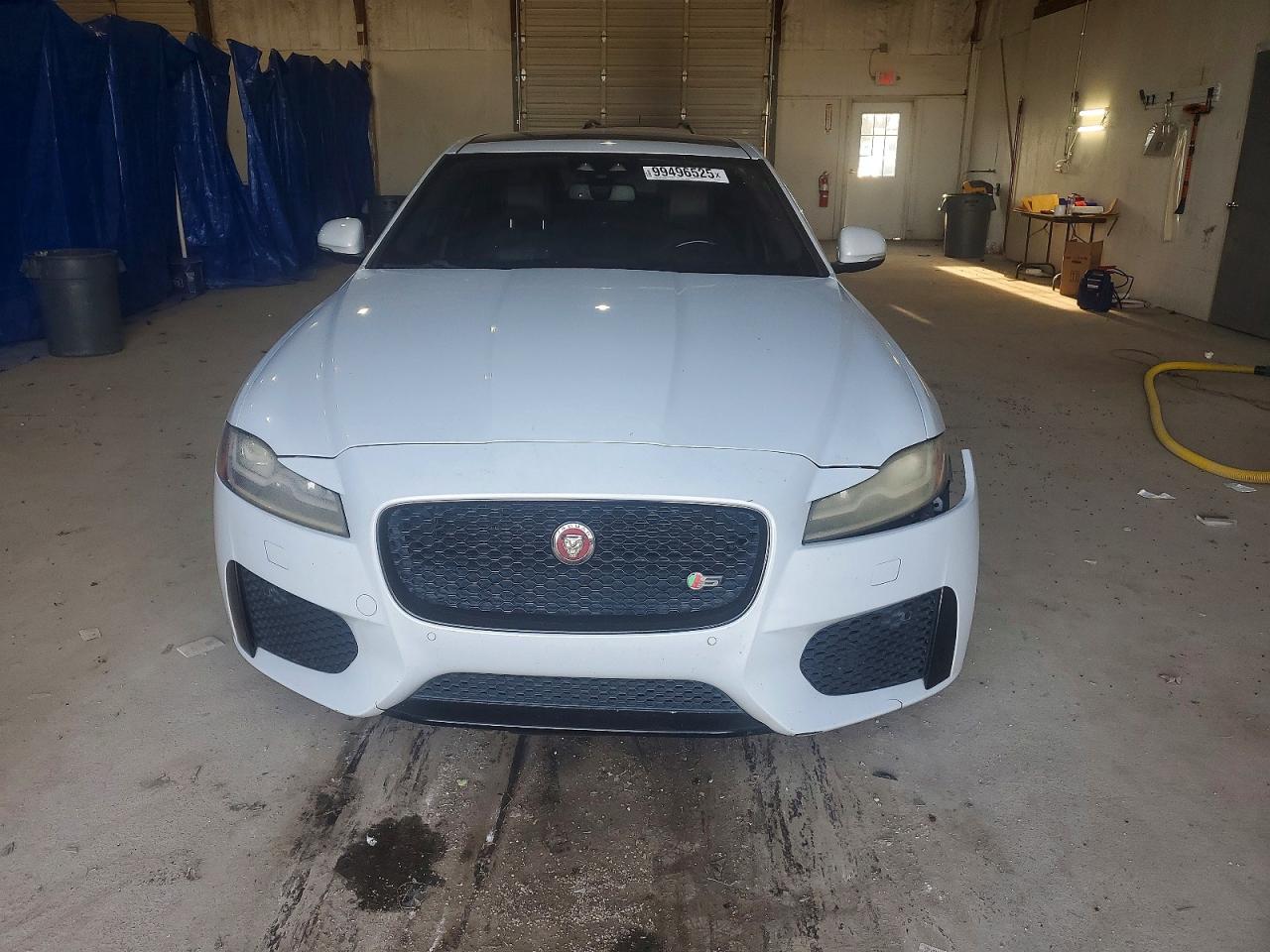 2016 JAGUAR XF S photo 5