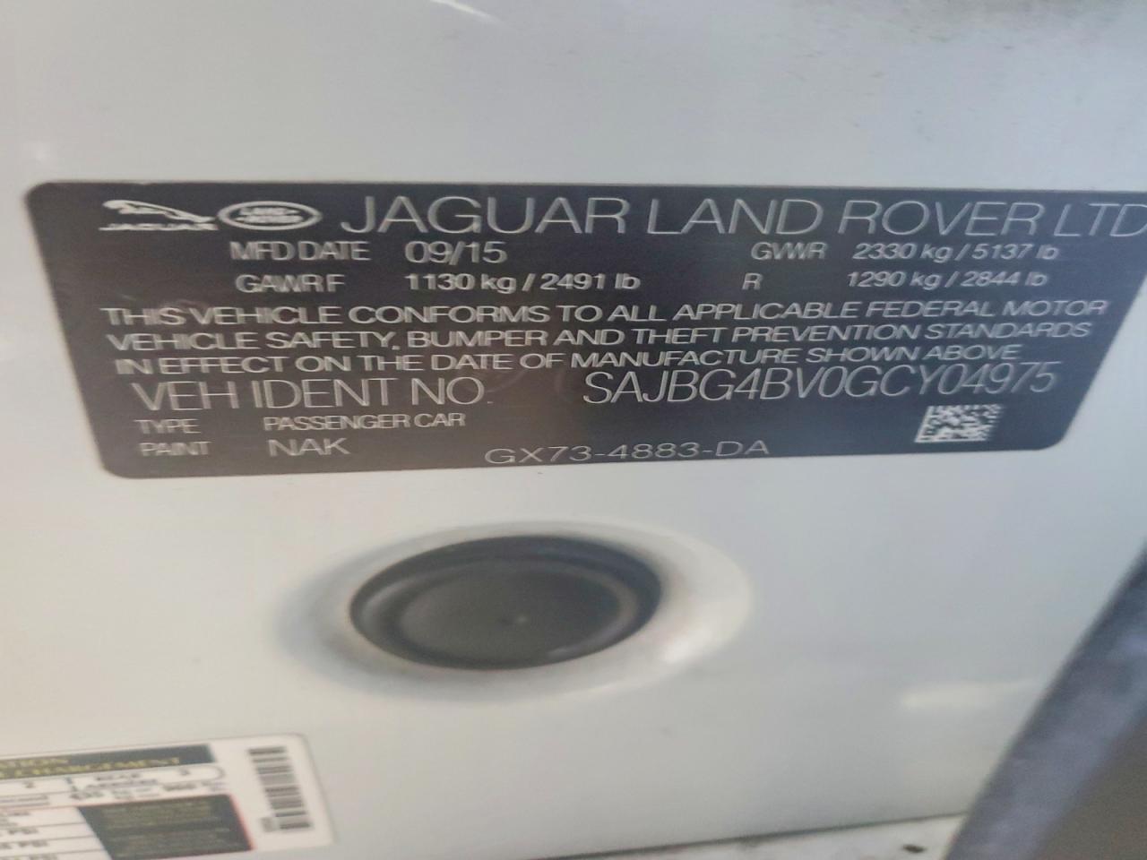 2016 JAGUAR XF S photo 12