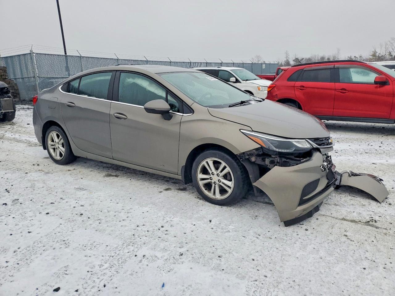 2017 CHEVROLET CRUZE LT photo 4