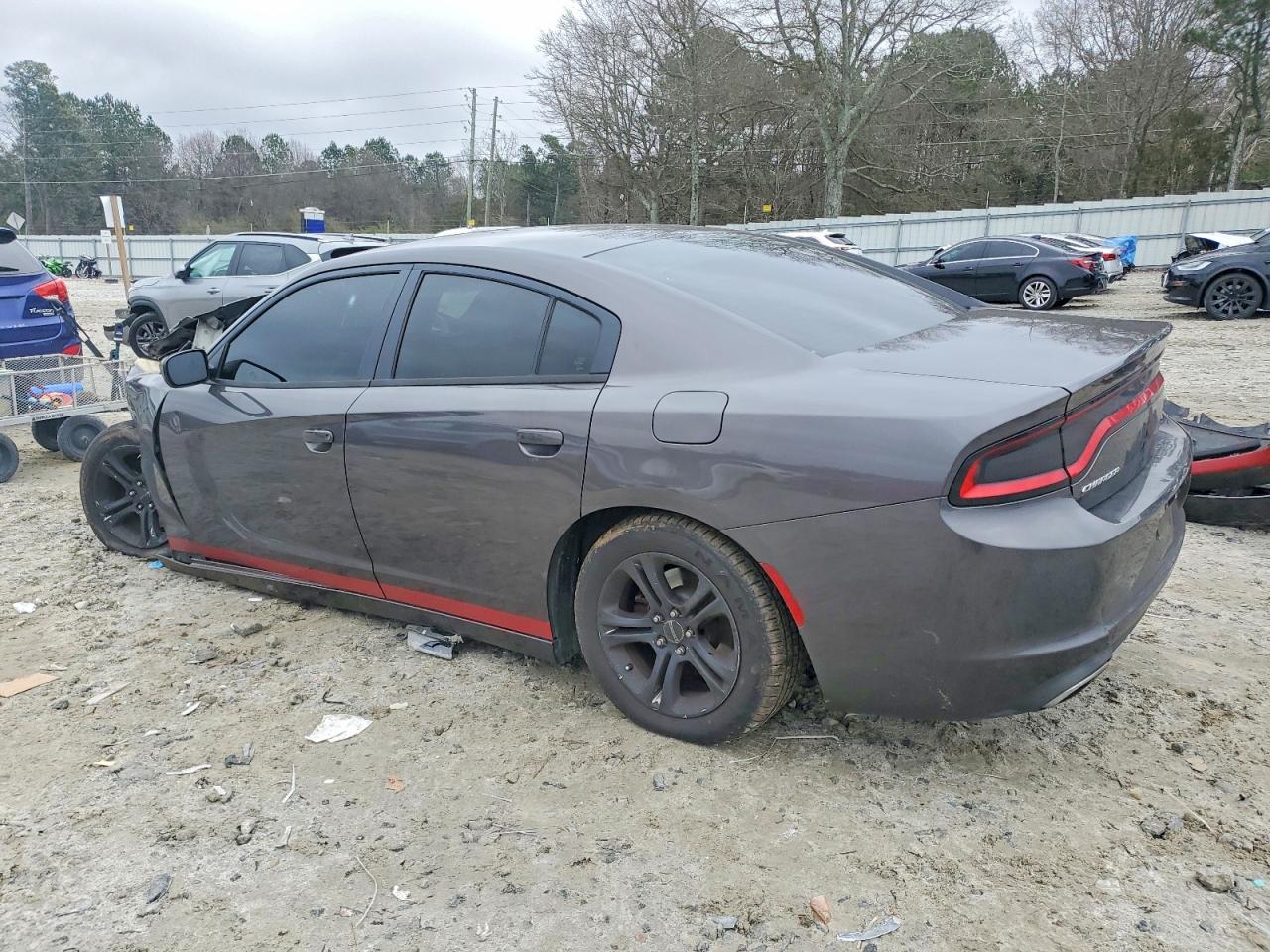 2017 DODGE CHARGER SE photo 2
