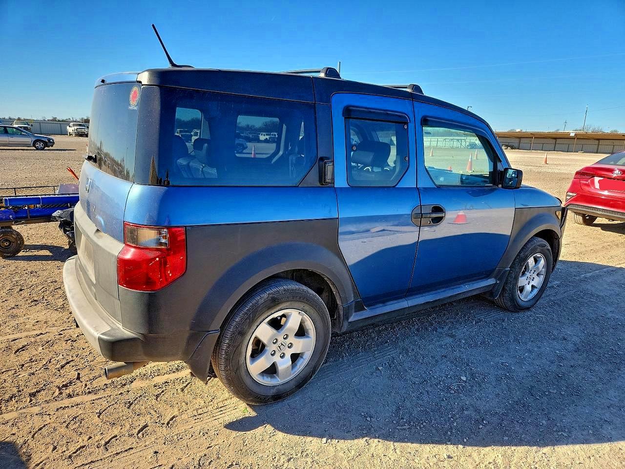 2006 HONDA ELEMENT EX photo 3