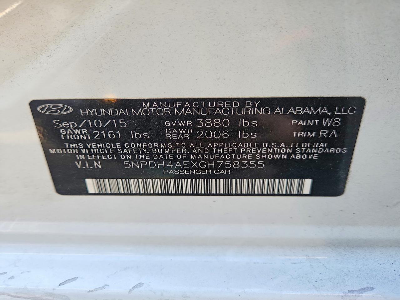 2016 HYUNDAI ELANTRA SE photo 12