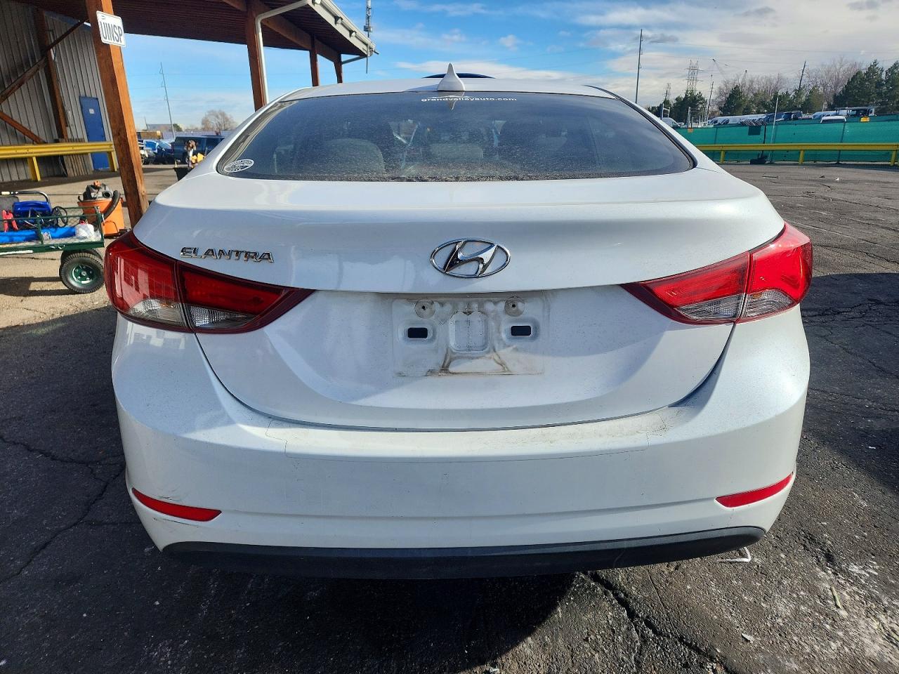 2016 HYUNDAI ELANTRA SE photo 6
