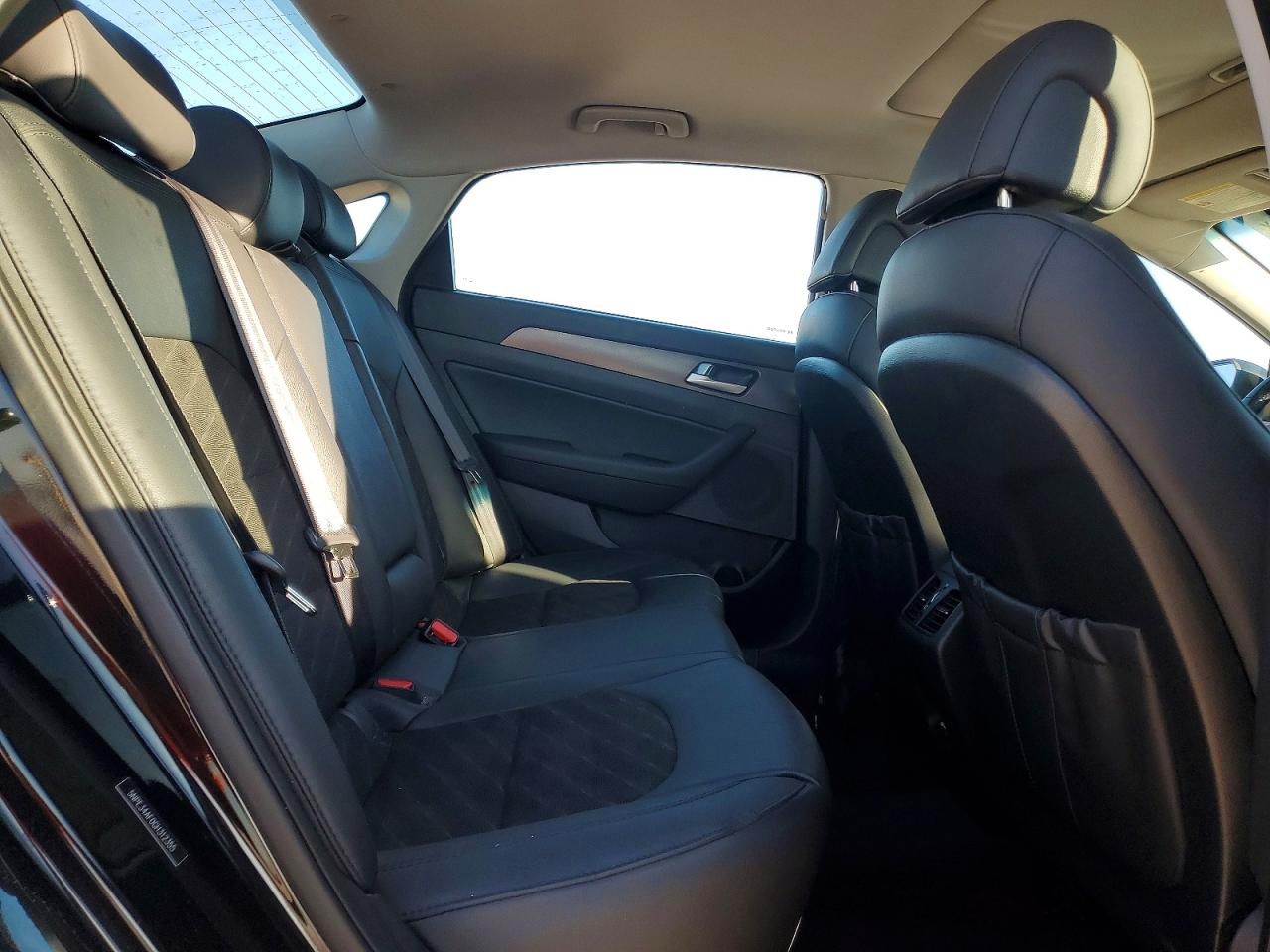 2016 HYUNDAI SONATA SPORT photo 28