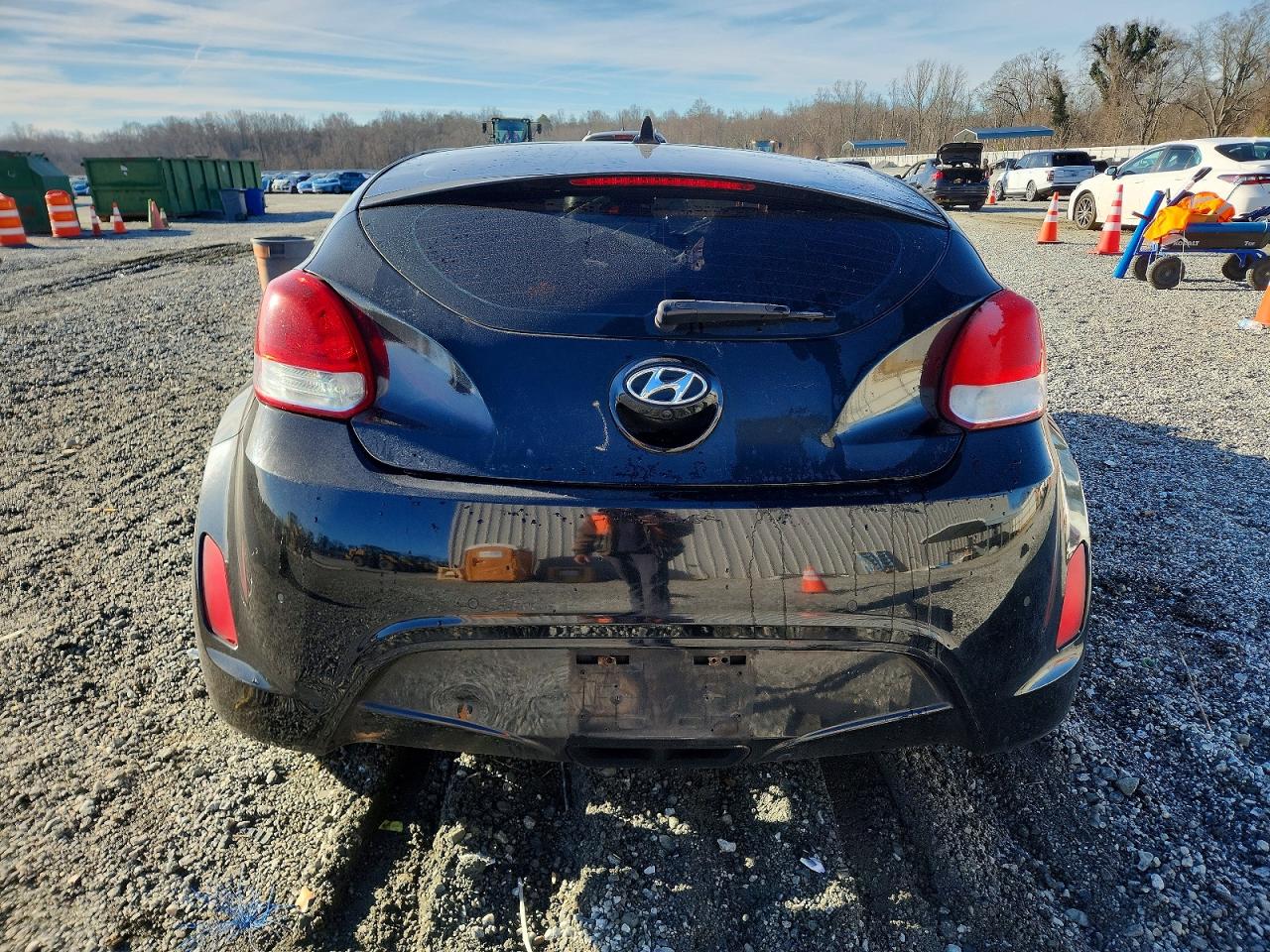 2013 HYUNDAI VELOSTER BASE photo 6