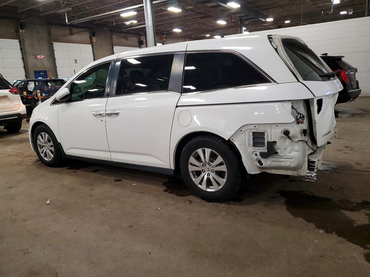 2016 HONDA ODYSSEY EXL photo 2