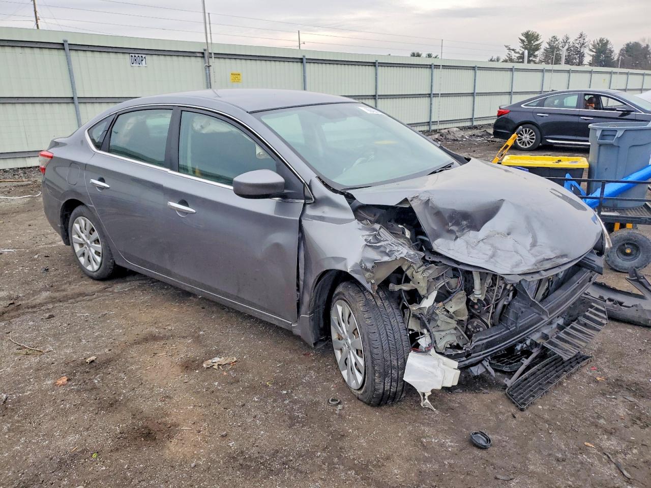 2015 NISSAN SENTRA S photo 4