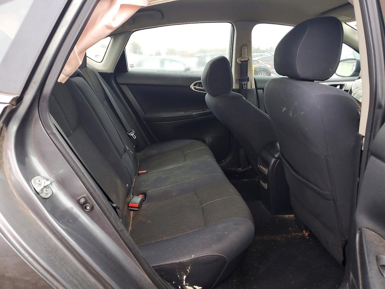 2015 NISSAN SENTRA S photo 10