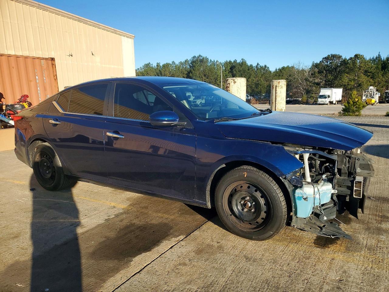 2019 NISSAN ALTIMA S photo 4