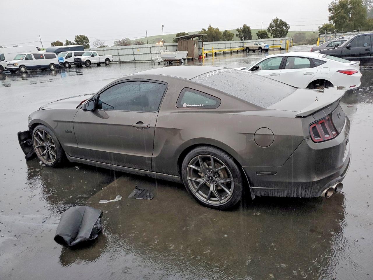 2013 FORD MUSTANG GT photo 2