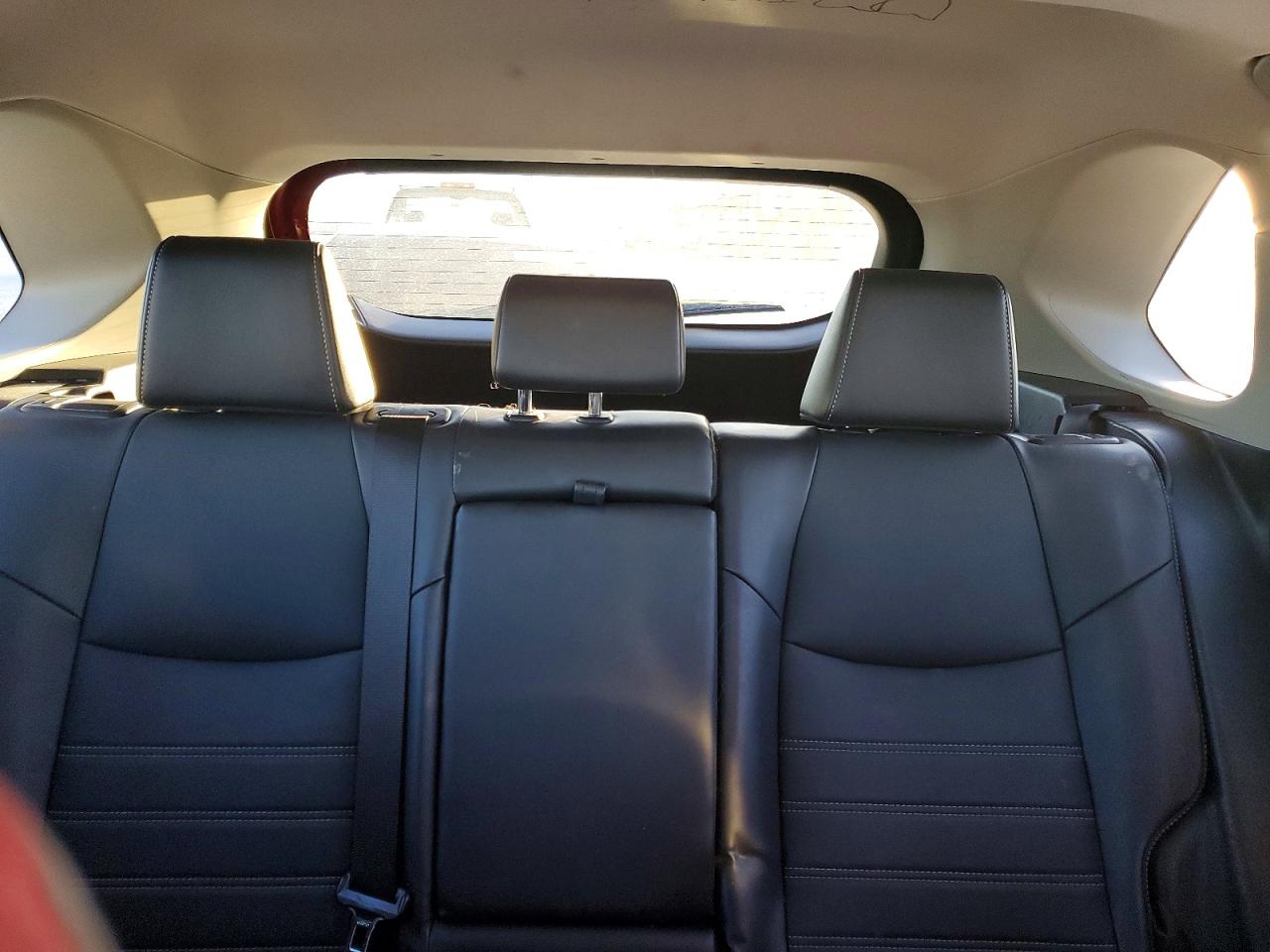 2022 TOYOTA RAV4 XLE PREMIUM photo 10