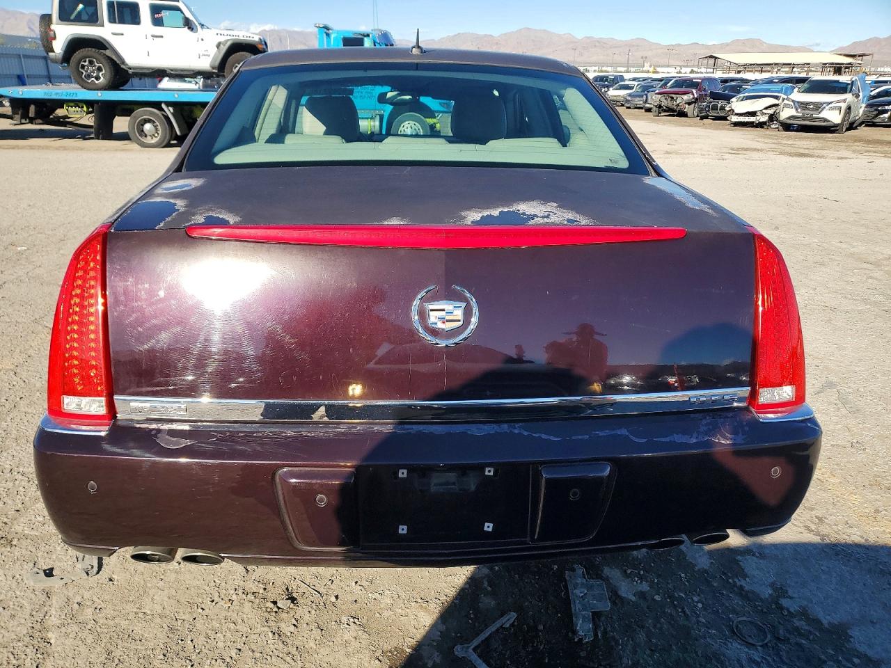 2008 CADILLAC DTS photo 6