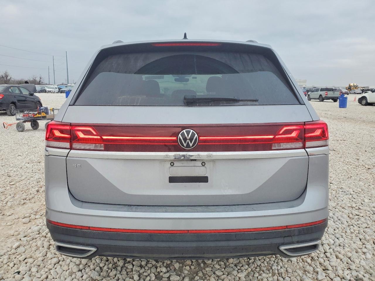 2024 VOLKSWAGEN ATLAS SE photo 6