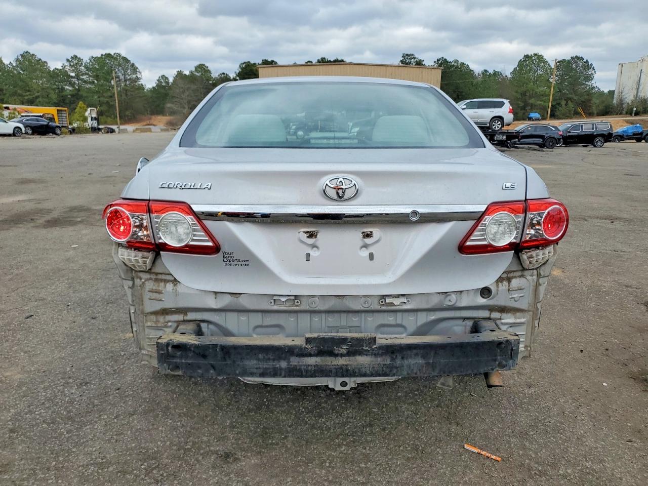 2013 TOYOTA COROLLA BASE photo 6