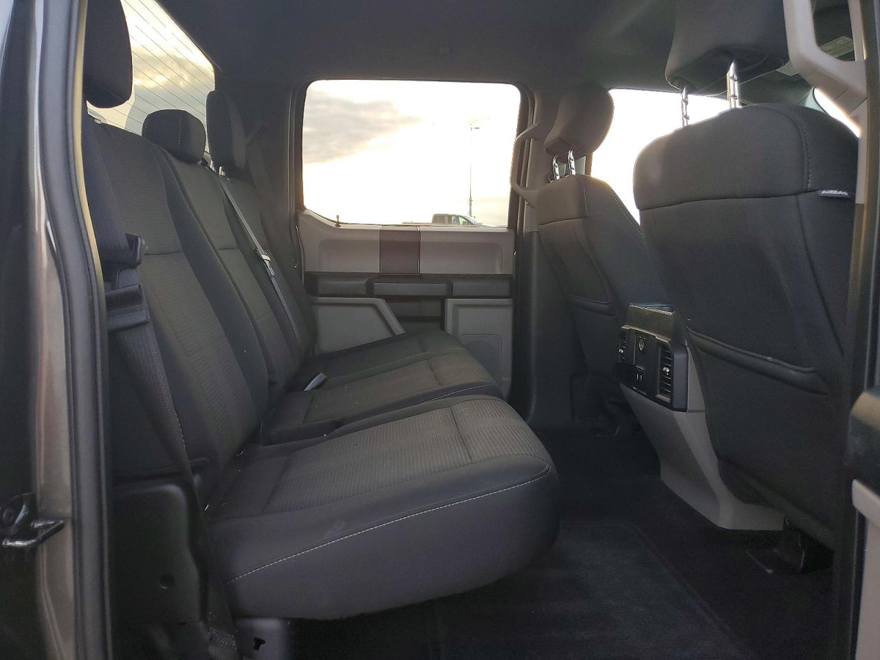 2017 FORD F150 SUPERCREW photo 19