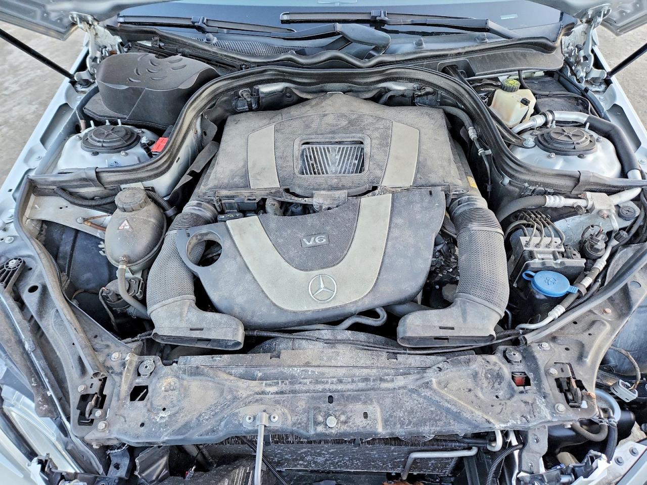 2011 MERCEDES-BENZ E 350 4MATIC photo 11