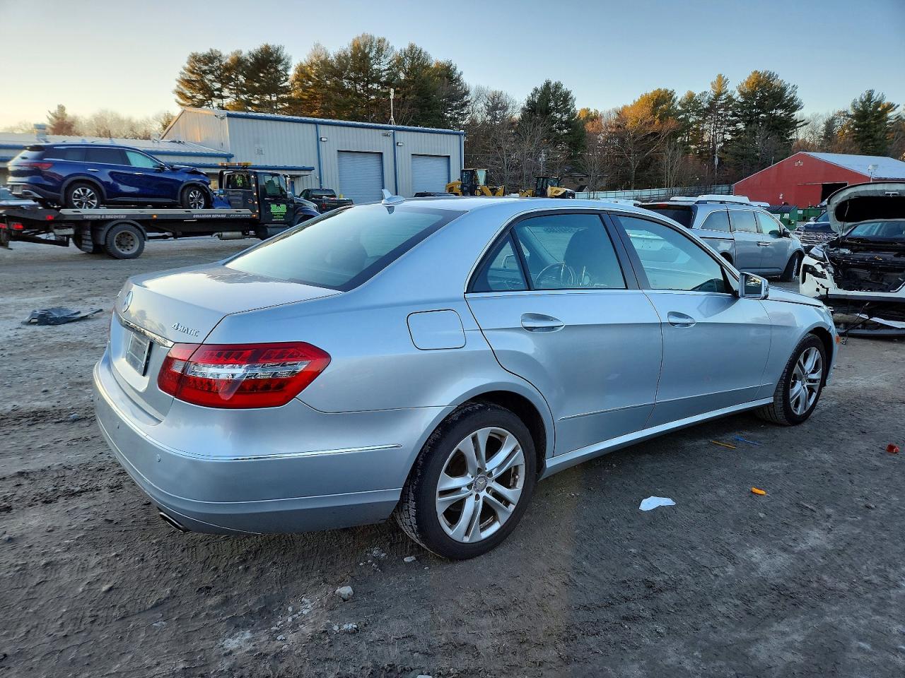 2011 MERCEDES-BENZ E 350 4MATIC photo 3