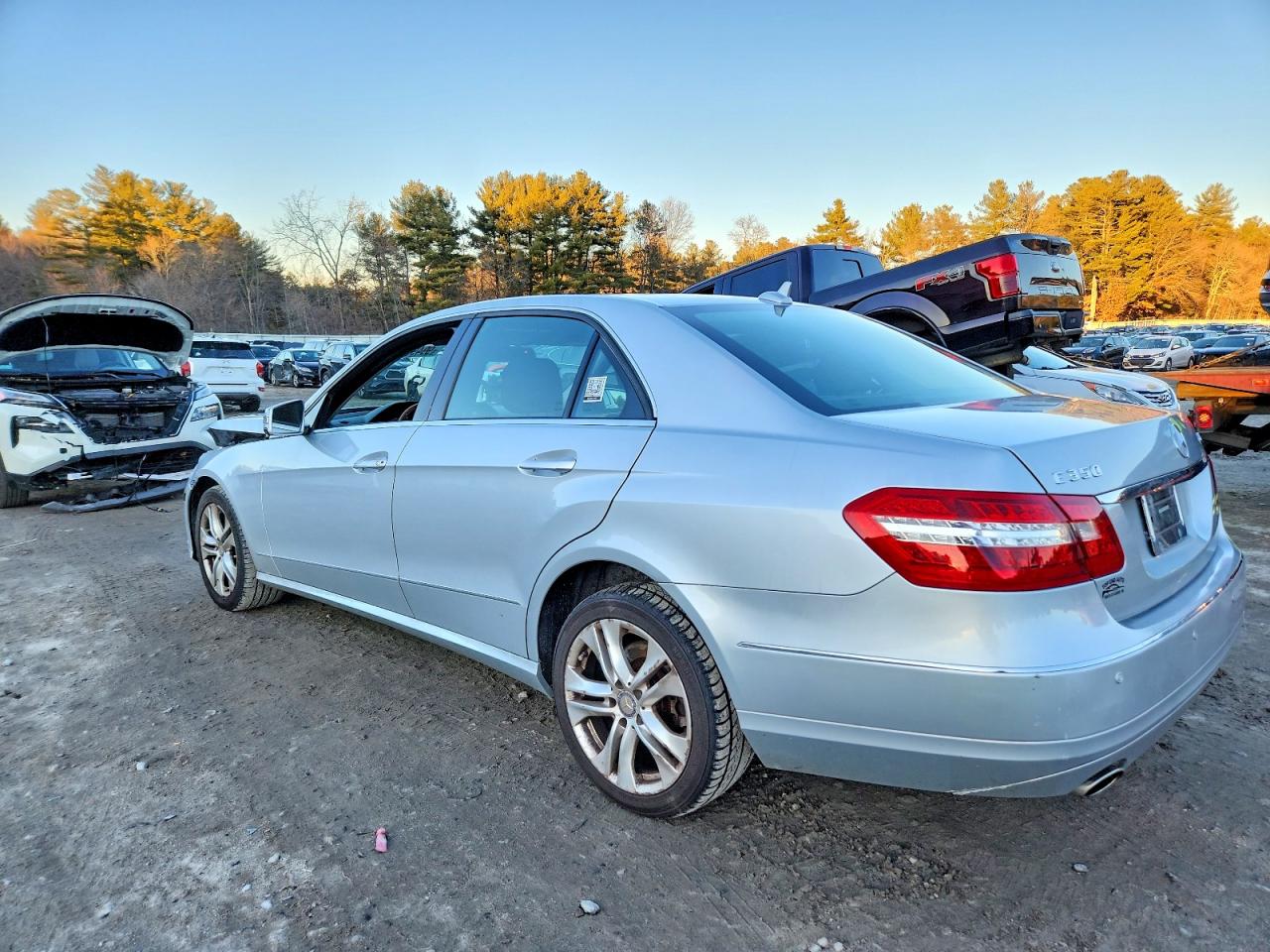 2011 MERCEDES-BENZ E 350 4MATIC photo 2